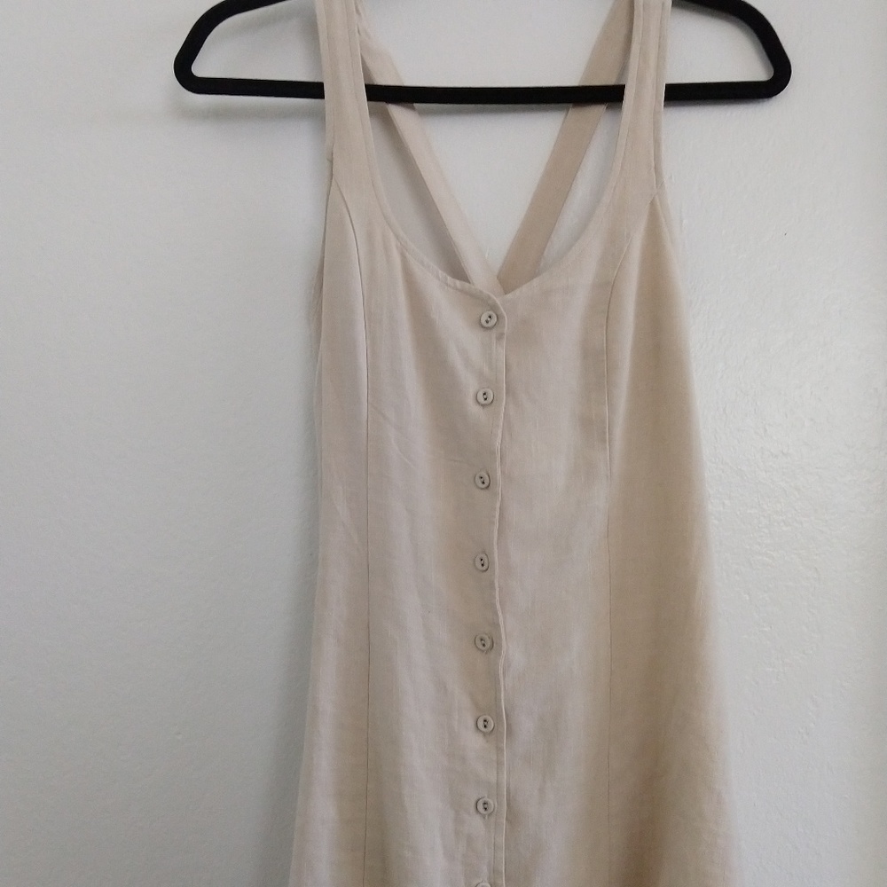 Cross-back top